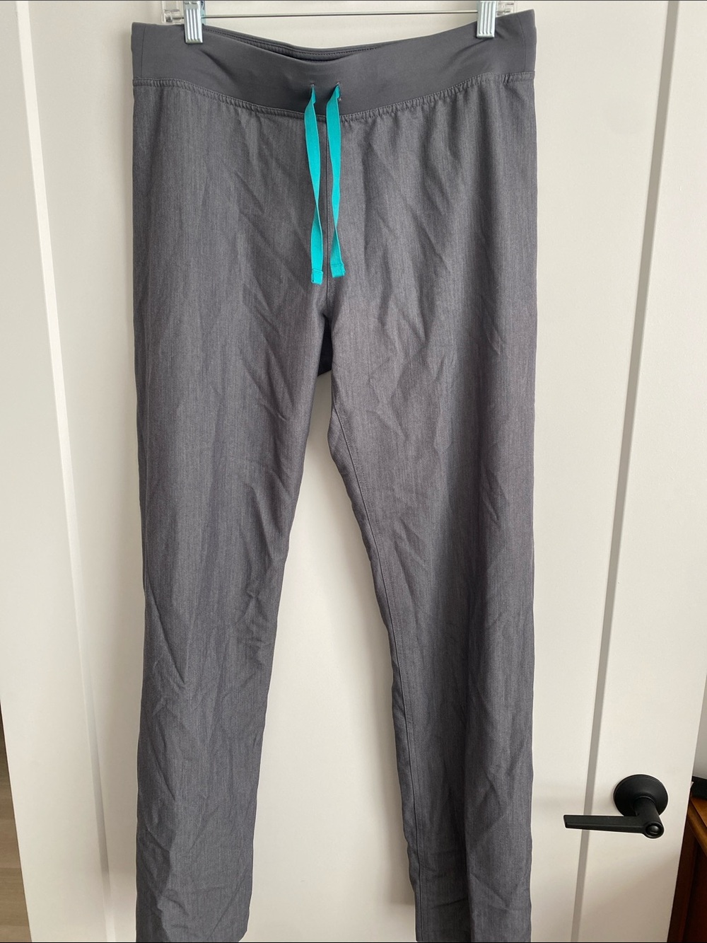 Figs Gray Scrubs technical collection women medium tall with Teal Drawstring